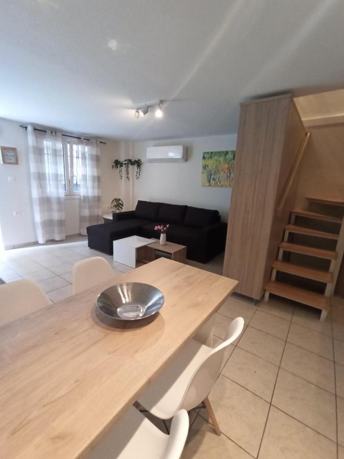 Casa Blanca Apartment Kavala Bagian luar foto