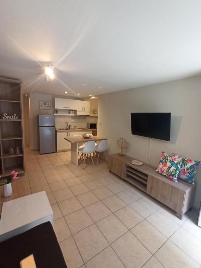 Casa Blanca Apartment Kavala Bagian luar foto