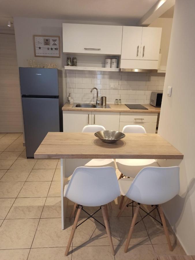 Casa Blanca Apartment Kavala Bagian luar foto
